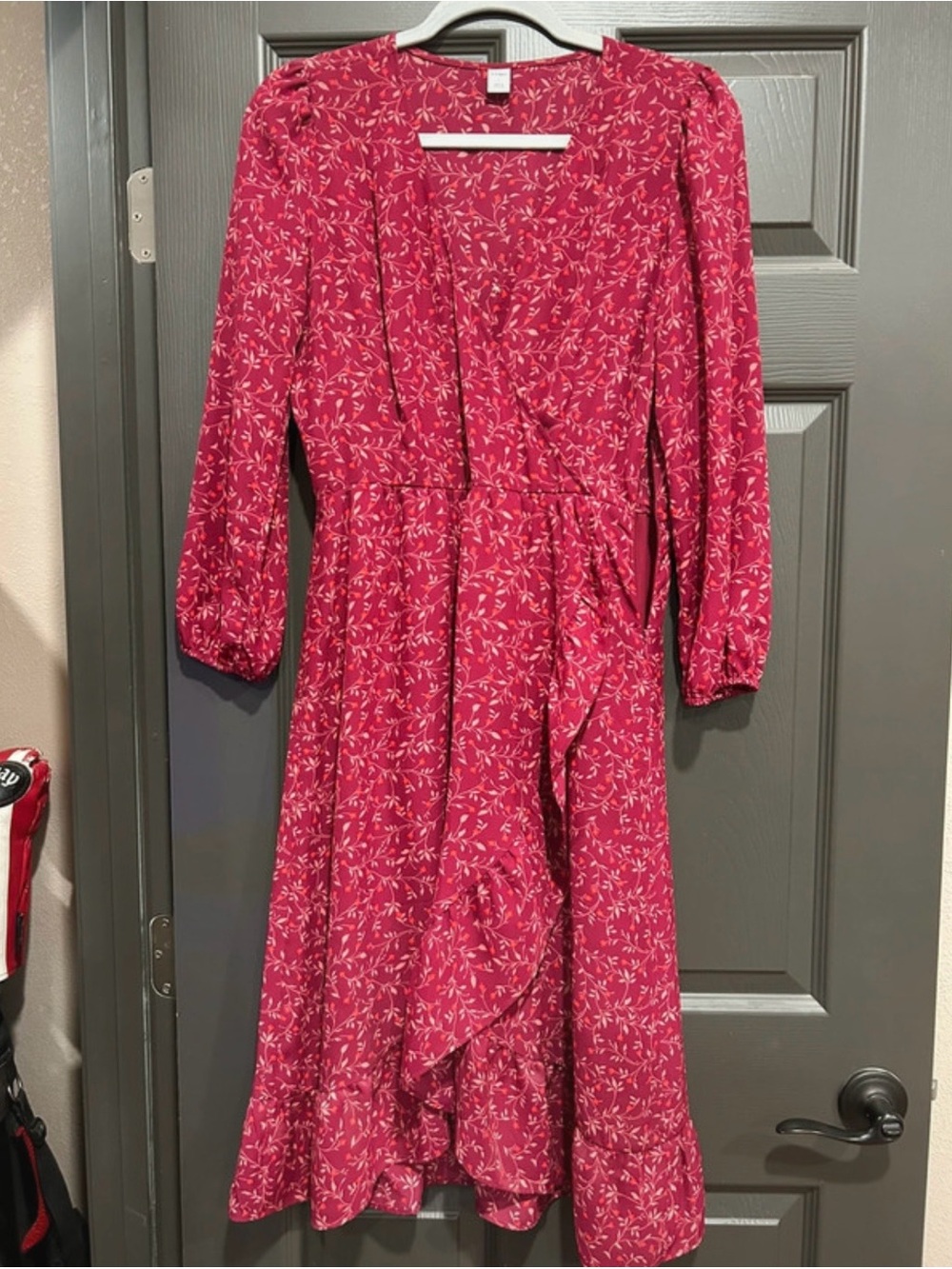 Women's Old Navy Floral Wrap Midi Dress